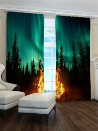 Zasłona gotowa Zorza nad lasem i płomienie